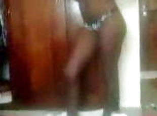 Nude babe in Yaounde